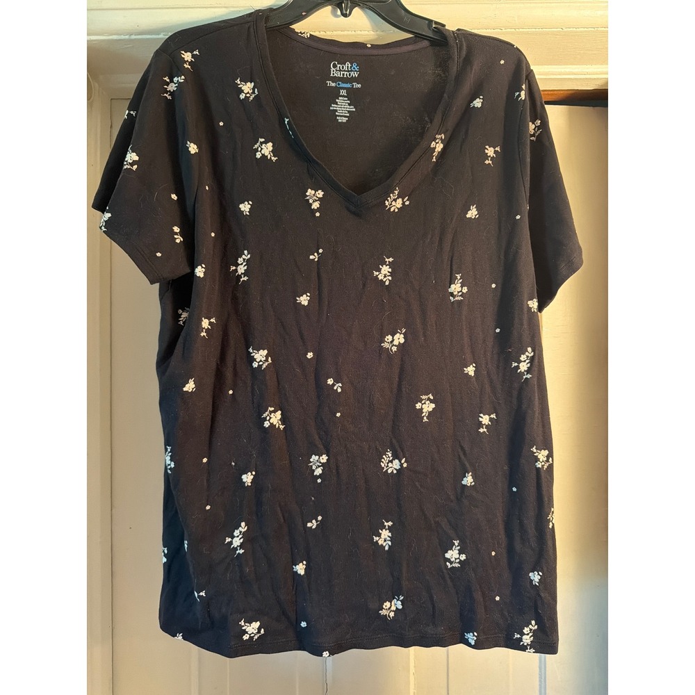 Croft & Barrow Womens XXL Black Floral V-Neck Short Sleeve Classic Tee T-Shirt
